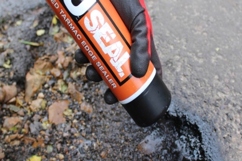 Битумный герметик для кровли и бетона: надёжная защита швов и стыков